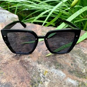 Black Sunglasses 🕶